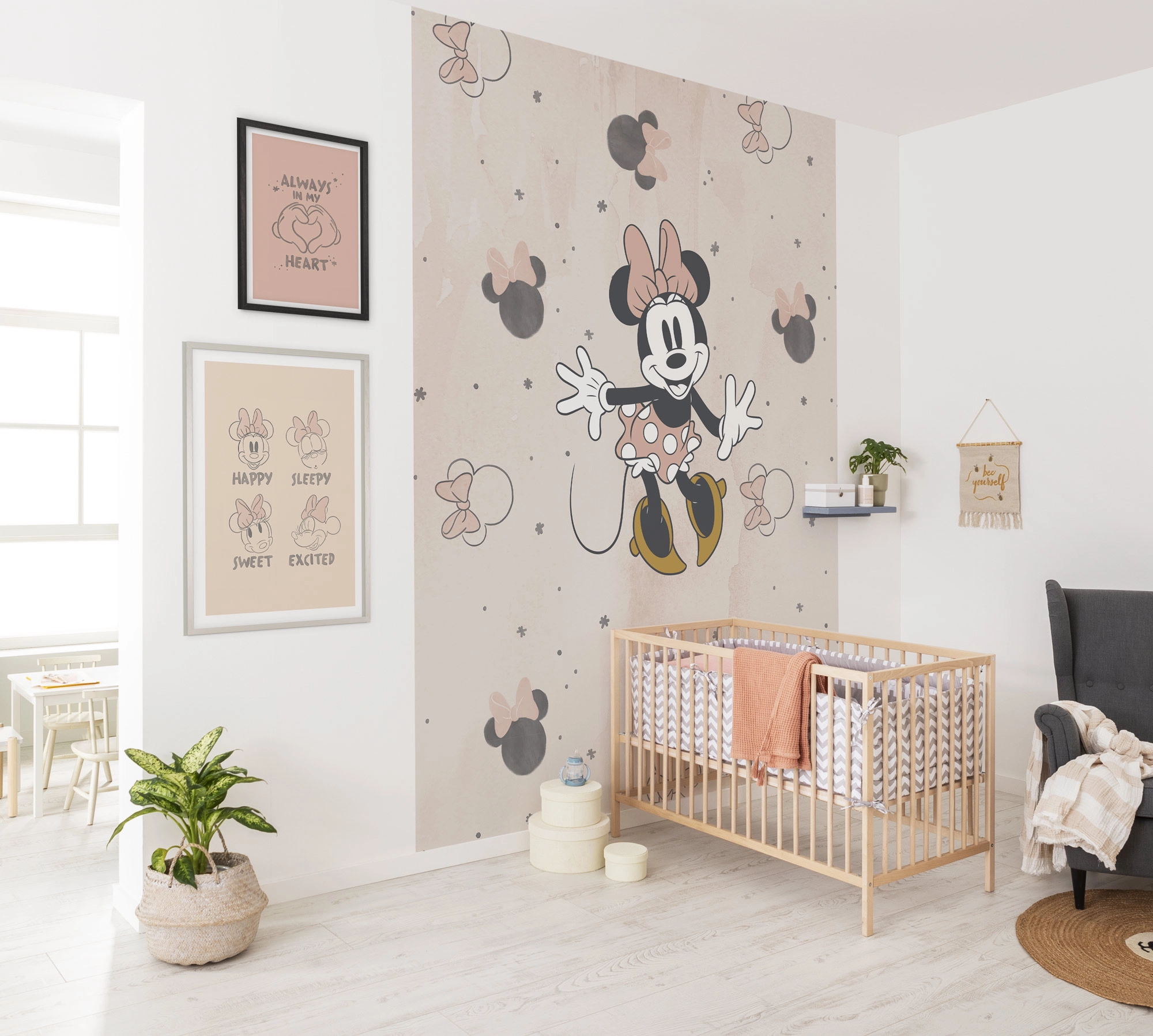 Disney Minnie gyerek poszter tapéta beige alapszínnel