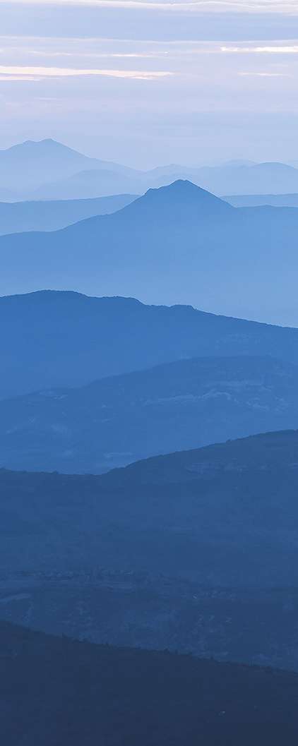 Fotótapéta kék színvilágban hegycsúcs mintával