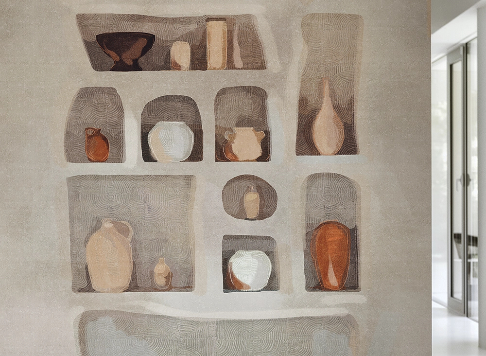 Posztertapéta polc vázákkal mintával fémes meleg színekben